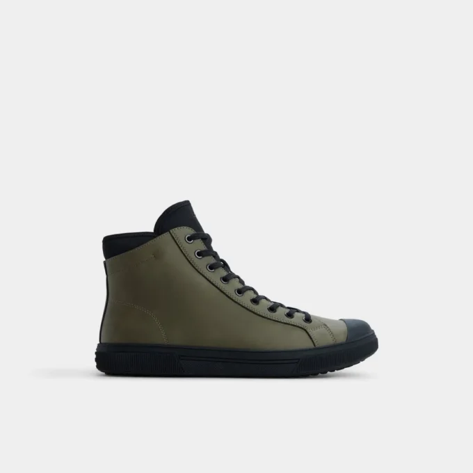 Bota con cordones Esttanqueiro, suela de copa Bota con cordones Esttanqueiro, suela de copa