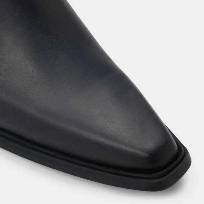 Bota de tobillo Guthrie, tacón grueso Bota de tobillo Guthrie, tacón grueso