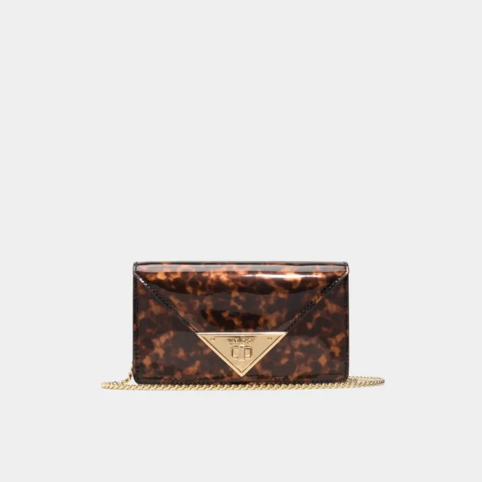 Cartera Briimortonn con cadena Cartera Briimortonn con cadena