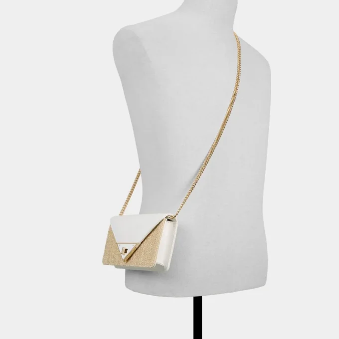 Cartera Brimortonn con cadena Cartera Brimortonn con cadena