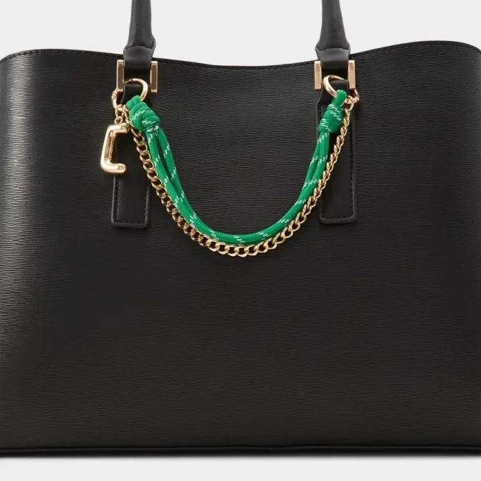 Dije para bolso con letras Dije para bolso con letras