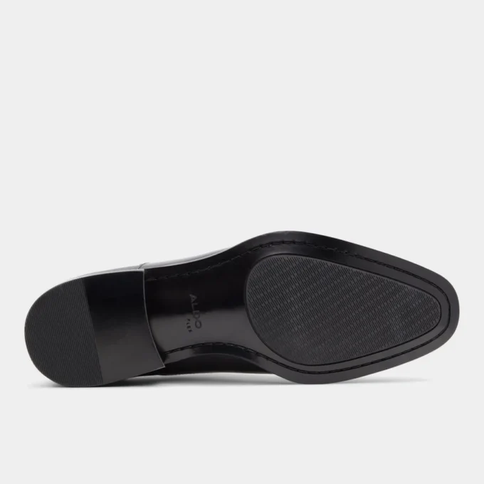 Elegante mocasín con hebilla Elegante mocasín con hebilla