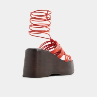 Sandalia de cuña con tiras de madera, Tacón de cuña