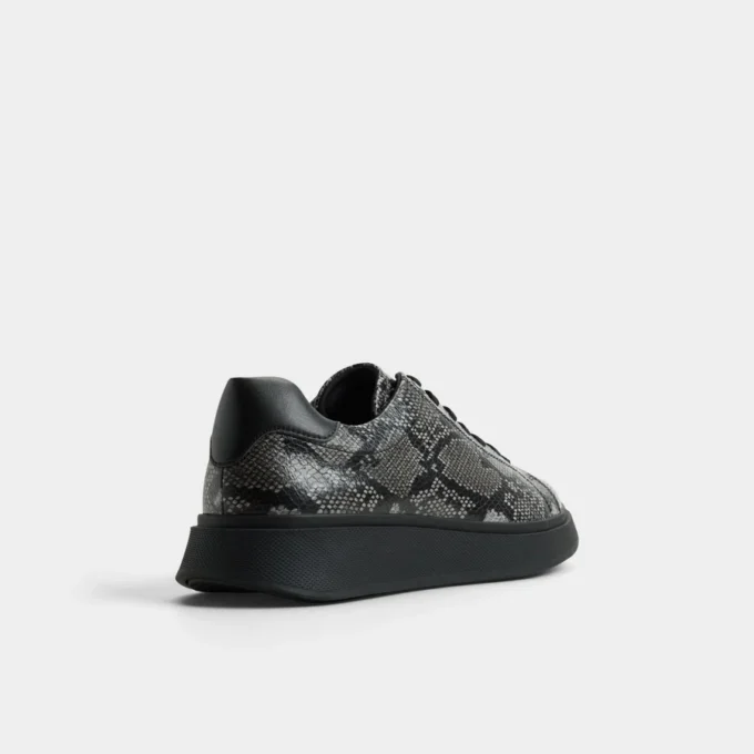 Zapatilla baja Magnus