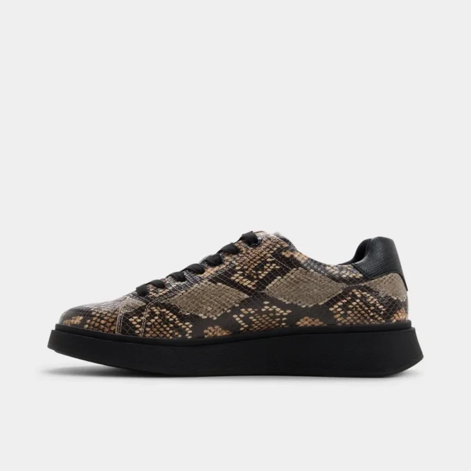 Zapatilla baja Magnus