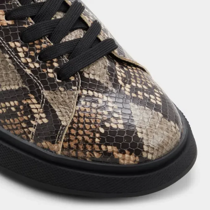 Zapatilla baja Magnus