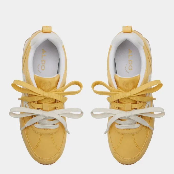 Zapatilla Caely, suela de jogger Zapatilla Caely, suela de jogger