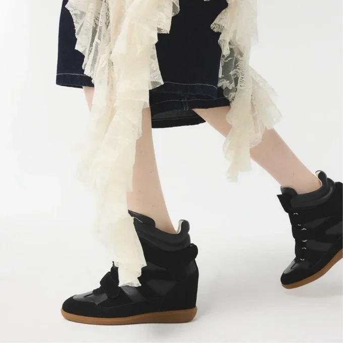 Zapatilla con cuña Bellissamo, tacón de cuña Zapatilla con cuña Bellissamo, tacón de cuña
