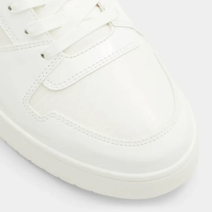 Zethan: zapatilla baja con suela de copa Zethan: zapatilla baja con suela de copa